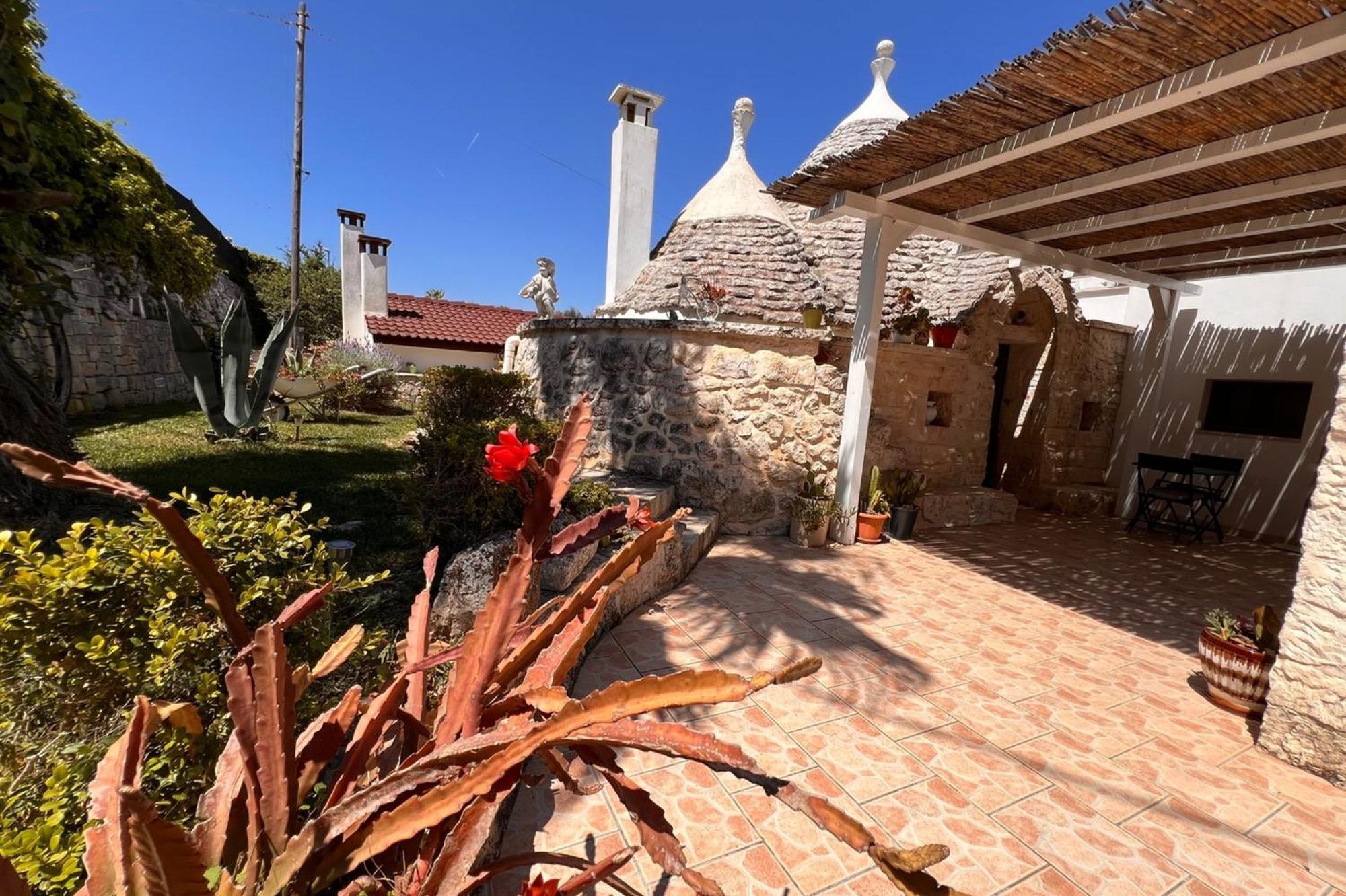 Al Trulletto Ceglie Messapica Exterior foto
